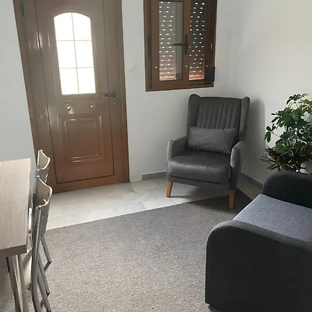 Capsule hotel Saroukos