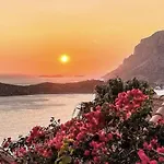 Kapsül Otel Saroukos *