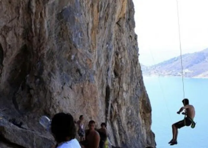 Saroukos Hotel Cápsula Panormos (Kalymnos)