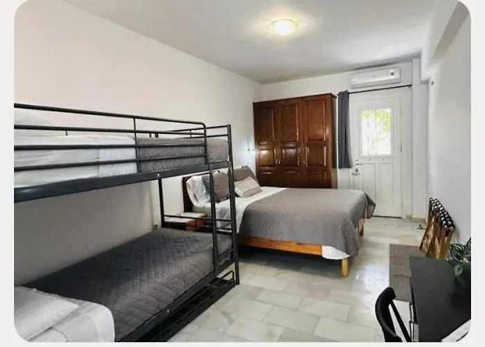 Hotel Cápsula Saroukos