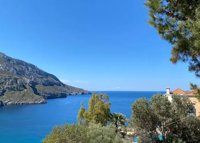 Hotel Cápsula Saroukos